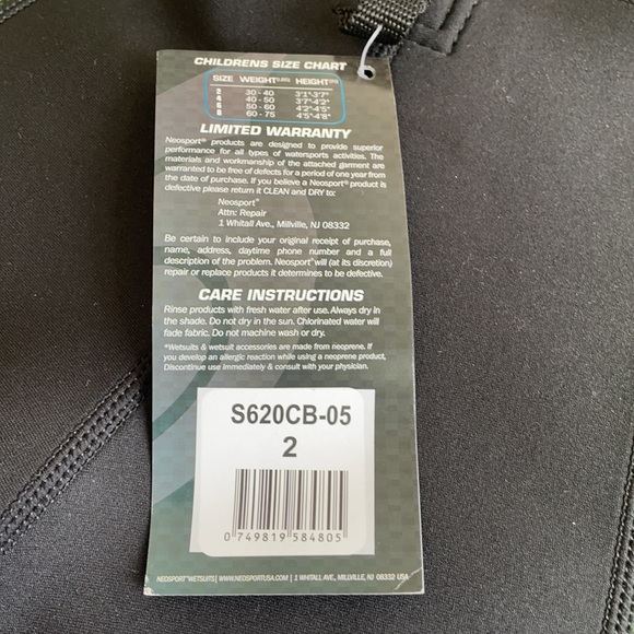 Toddler wetsuit never worn - Picture 2 of 3